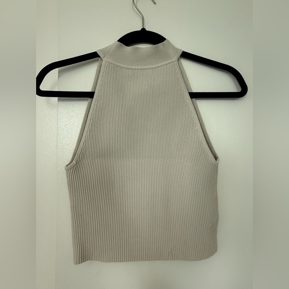 Aritzia Ribbed Top - Picture 2 of 5
